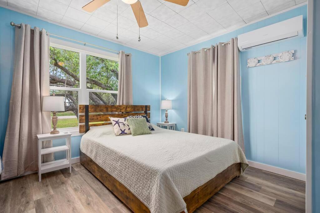 Cozy Coastal Cottage ร็อกพอร์ต ภายนอก รูปภาพ